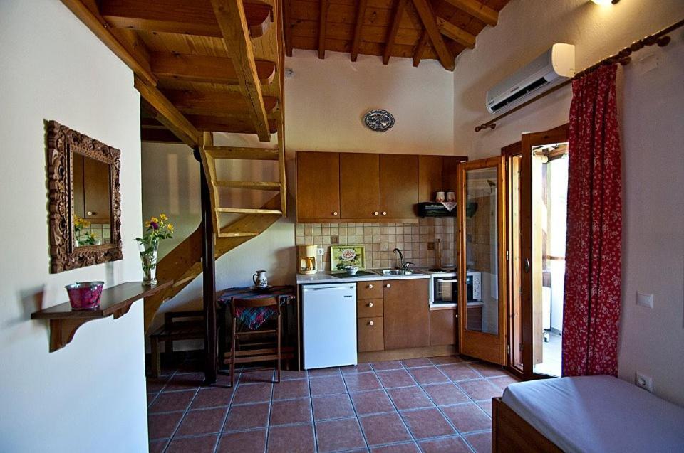 Katikies Stamatias Studios & Maisonettes Agnontas Ngoại thất bức ảnh